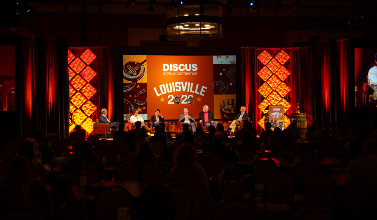 DISCUS Thursday-241 DISCUS Thursday-241