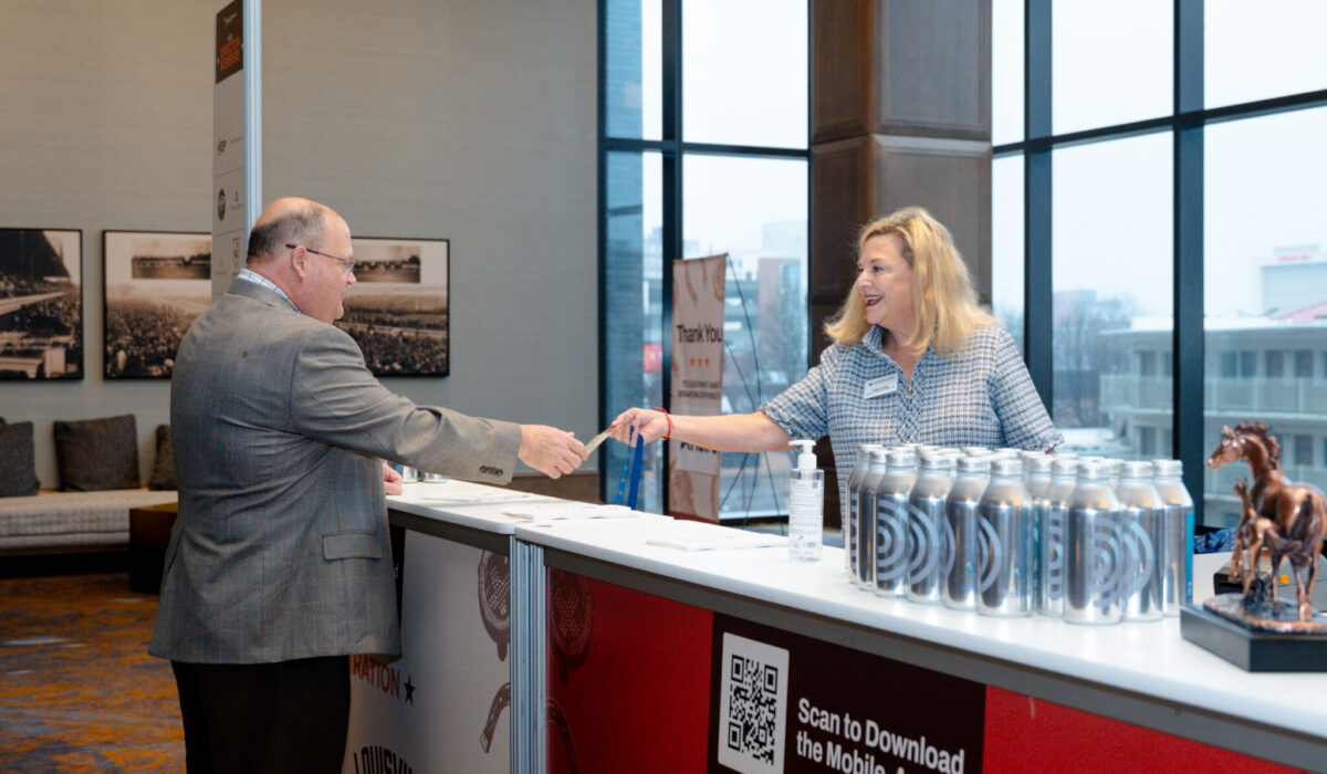 DISCUS Wednesday-17 DISCUS Wednesday-17