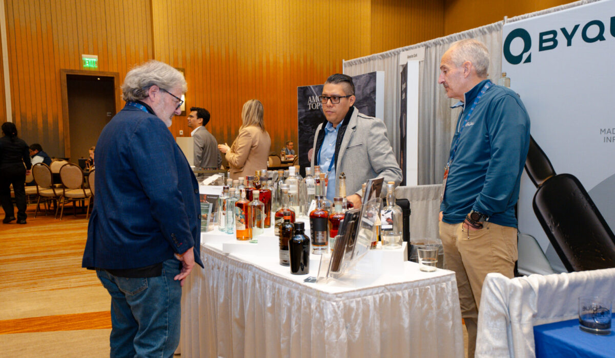 DISCUS Wednesday-333 DISCUS Wednesday-333