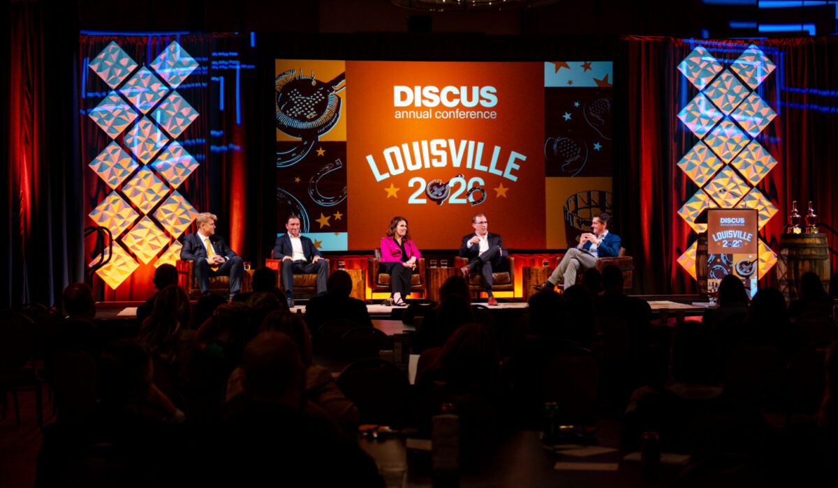 DISCUS Wednesday-512 DISCUS Wednesday-512